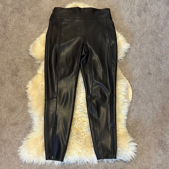 ALC Vegan “Leather” cropped leggings, sz 12, brown - Picture 3 of 6